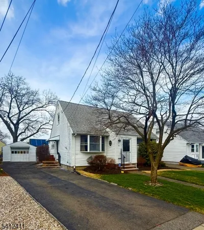 $399,900 | 62 Runyon Road, Clifton, NJ 07013