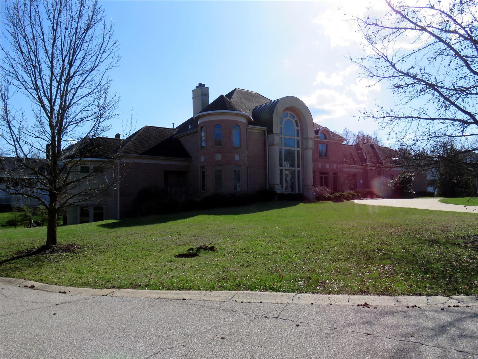 10455 Litzsinger Road Frontenac, MO 63131 - Photo 1 of 29 Gallery Image 1