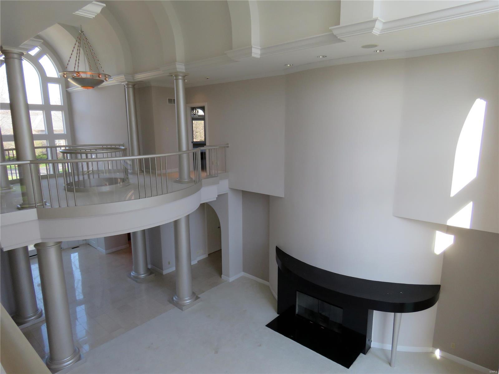 10455 Litzsinger Road Frontenac, MO 63131 - Photo 16 of 29 Gallery Image 16