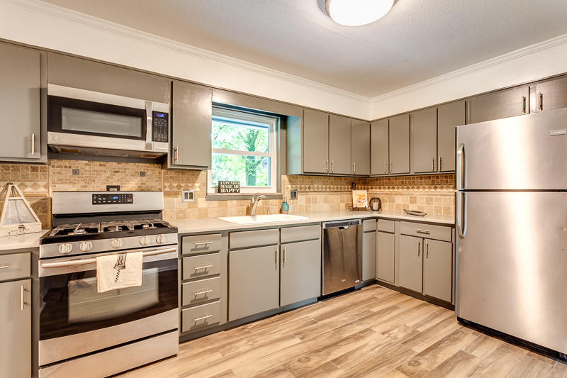1000 Corning Road Knoxville, TN 37923 - Photo 11 of 40 Kitchen