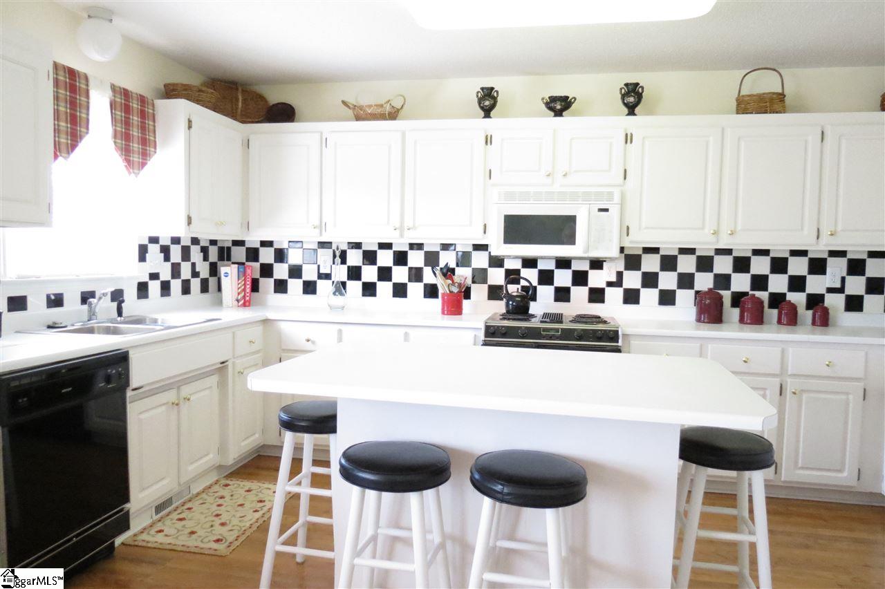 130 Furr Road Piedmont, SC 29673 - Photo 7 of 30 Gallery Image 7