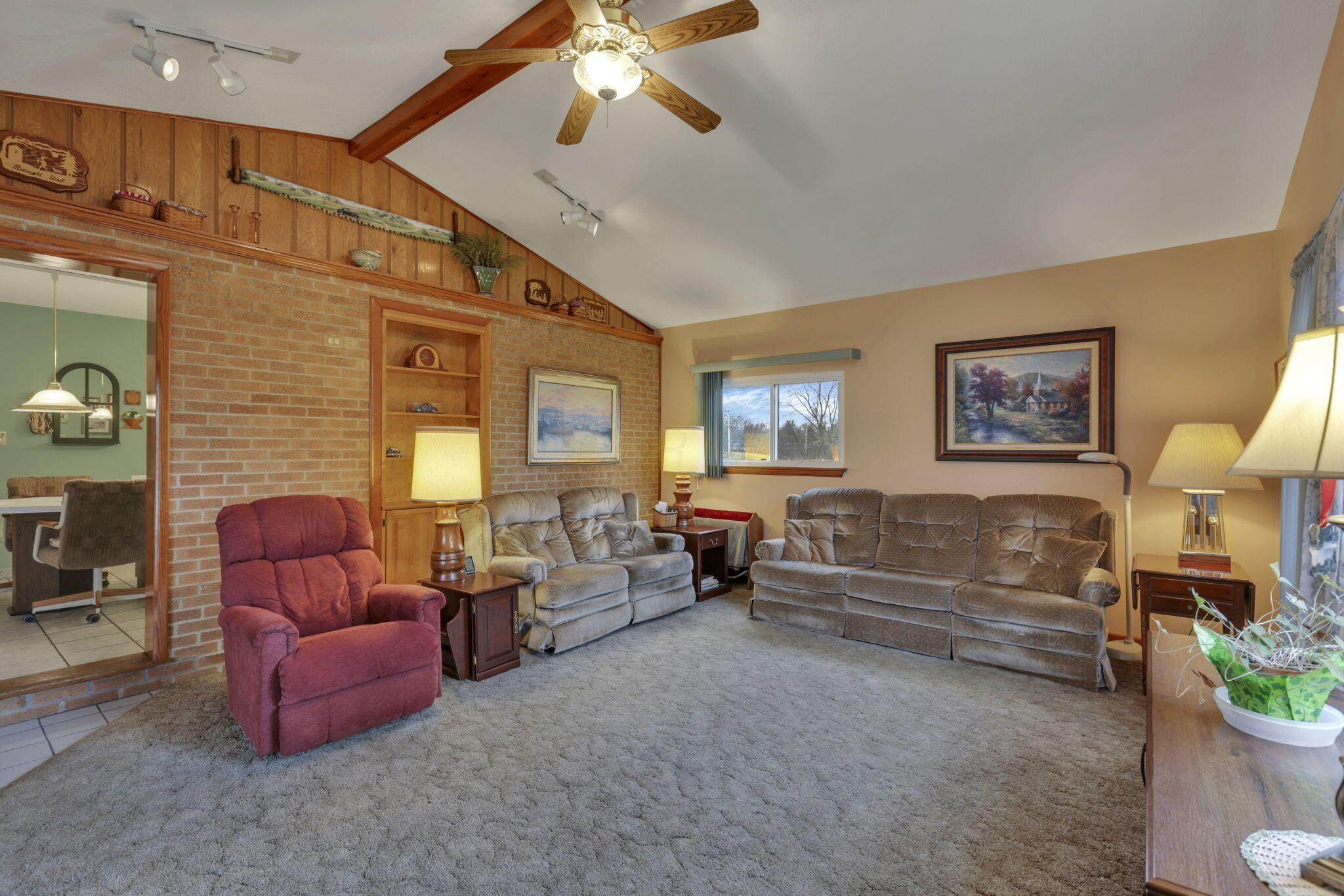 1996 Borror Road Grove City, OH 43123 - Photo 21 of 54 11-web-or-mls-IMG_1067