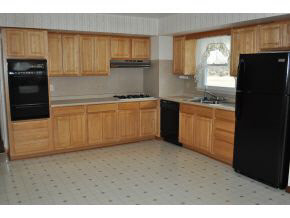 3070 South S R 119 Winamac, IN 46996 - Photo 3 of 11