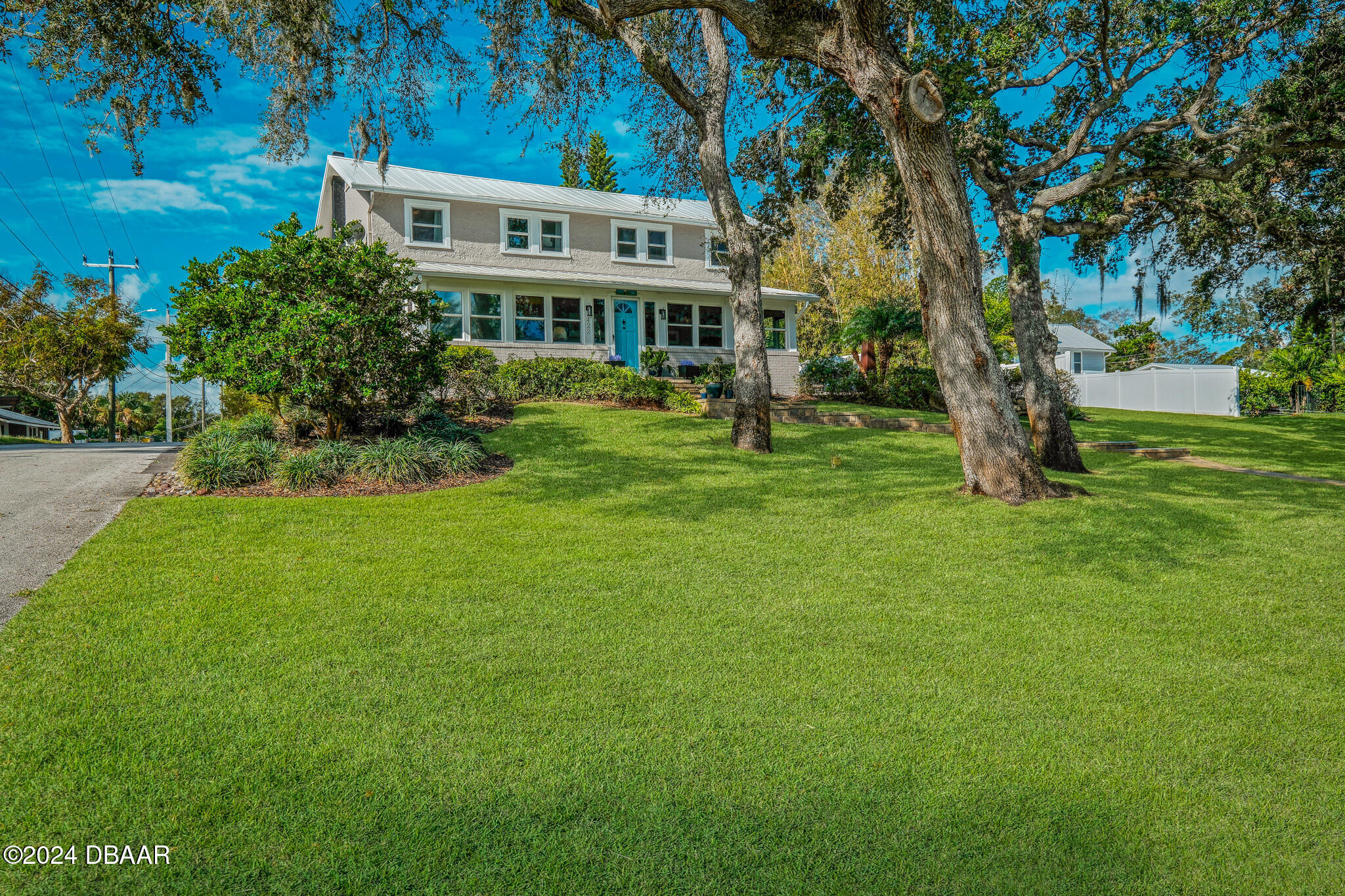 422 South Riverside Drive Edgewater, FL 32132 - Photo 12 of 54 422 N RIV -54