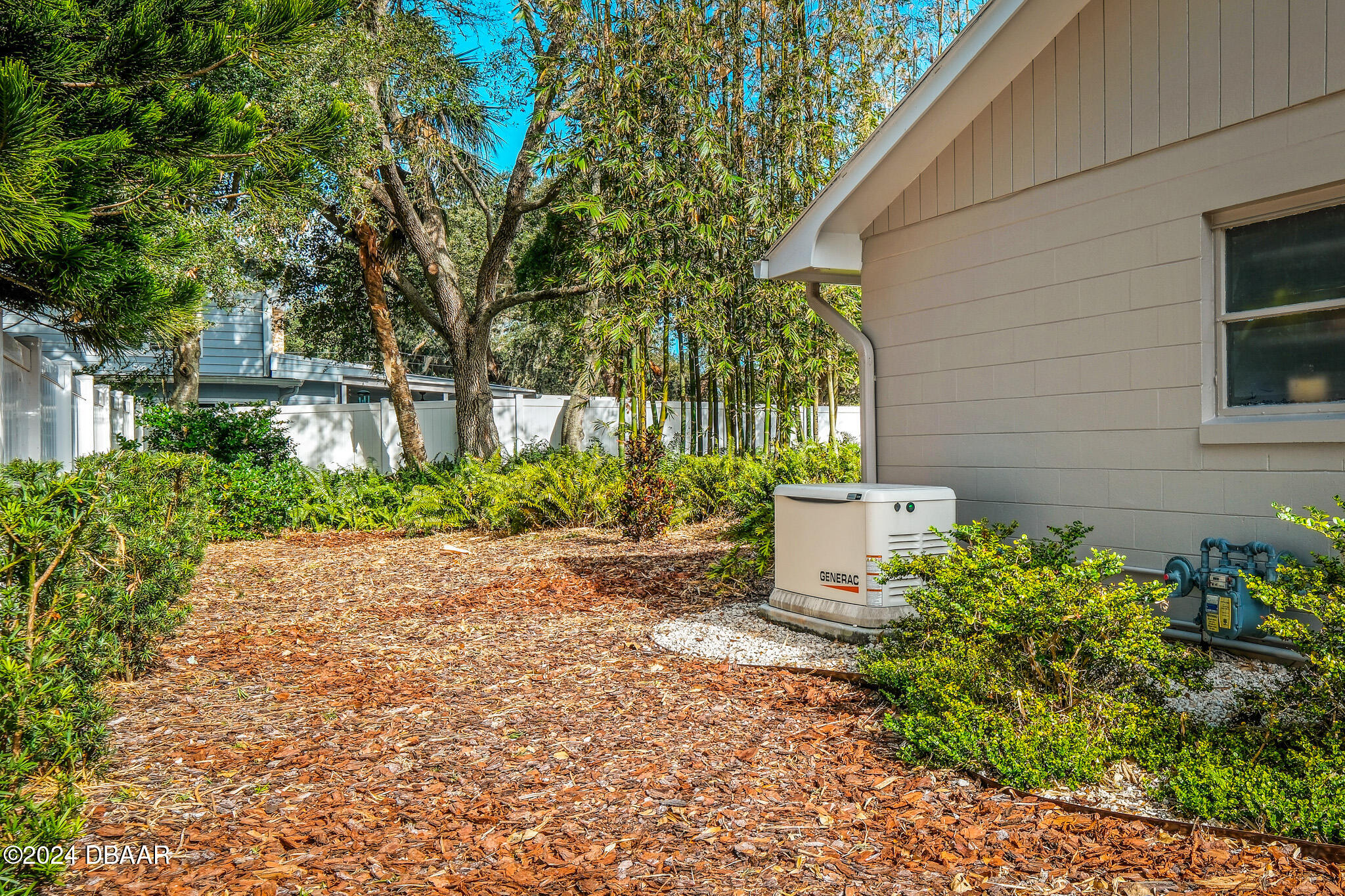 422 South Riverside Drive Edgewater, FL 32132 - Photo 47 of 54 422 N RIV -38
