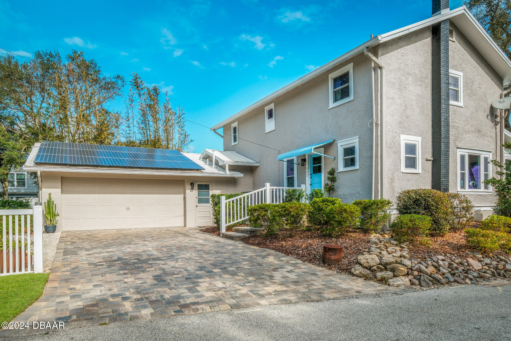 422 South Riverside Drive Edgewater, FL 32132 - Photo 5 of 54 422 N RIV -36