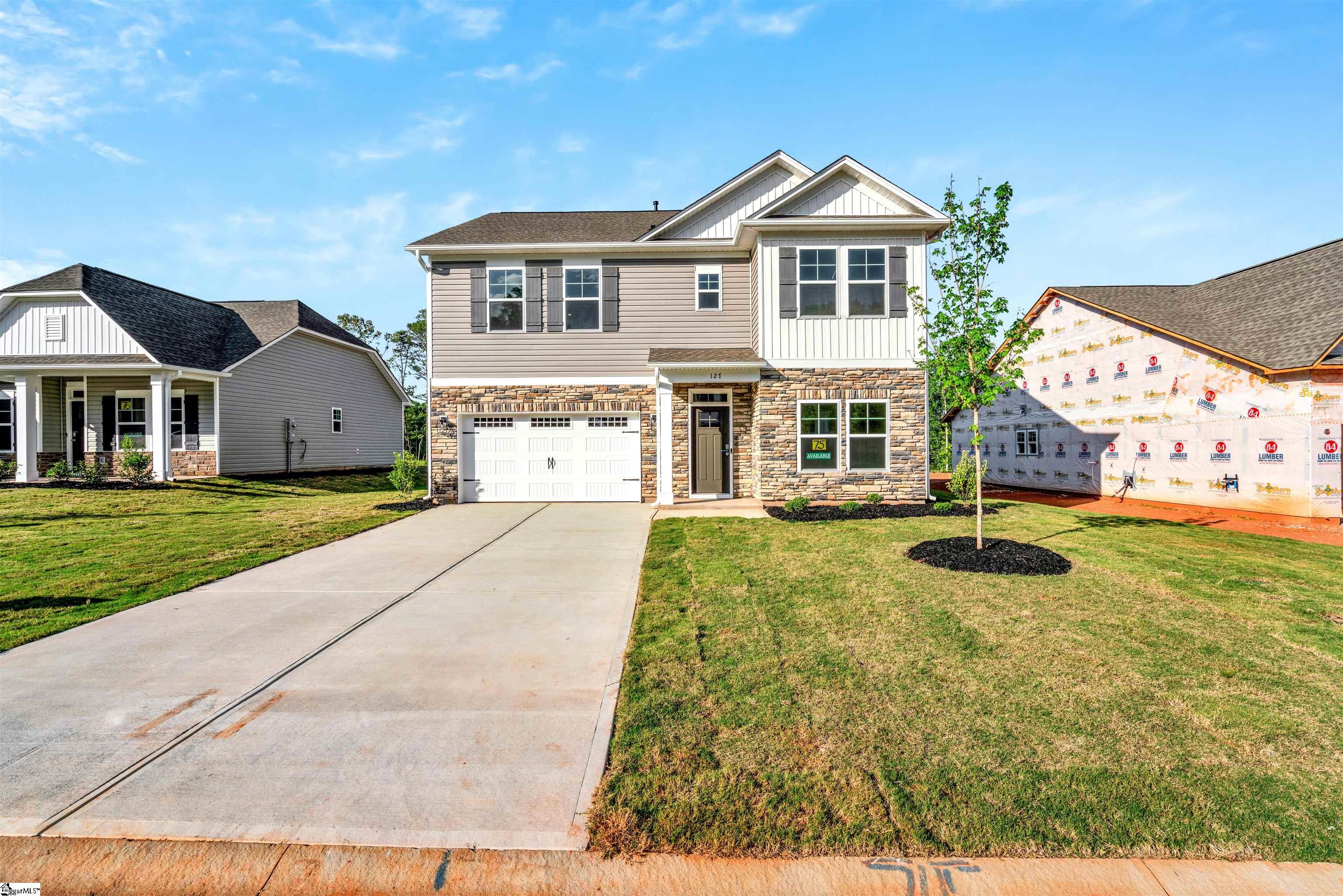 127 Hunter Ridge Drive Boiling Springs, SC 29316 - Photo 2 of 41 Gallery Image 2
