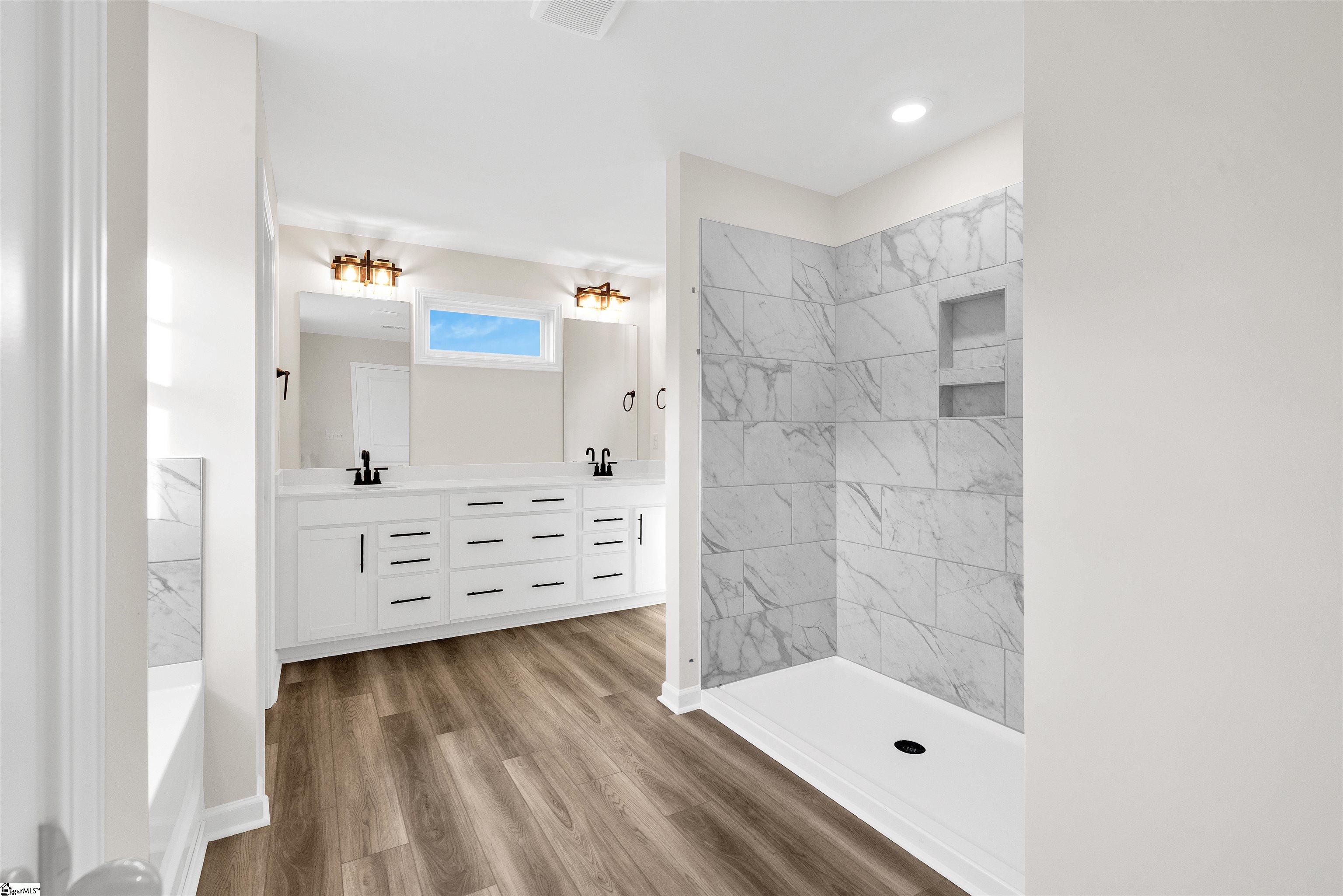 127 Hunter Ridge Drive Boiling Springs, SC 29316 - Photo 22 of 41 Gallery Image 22