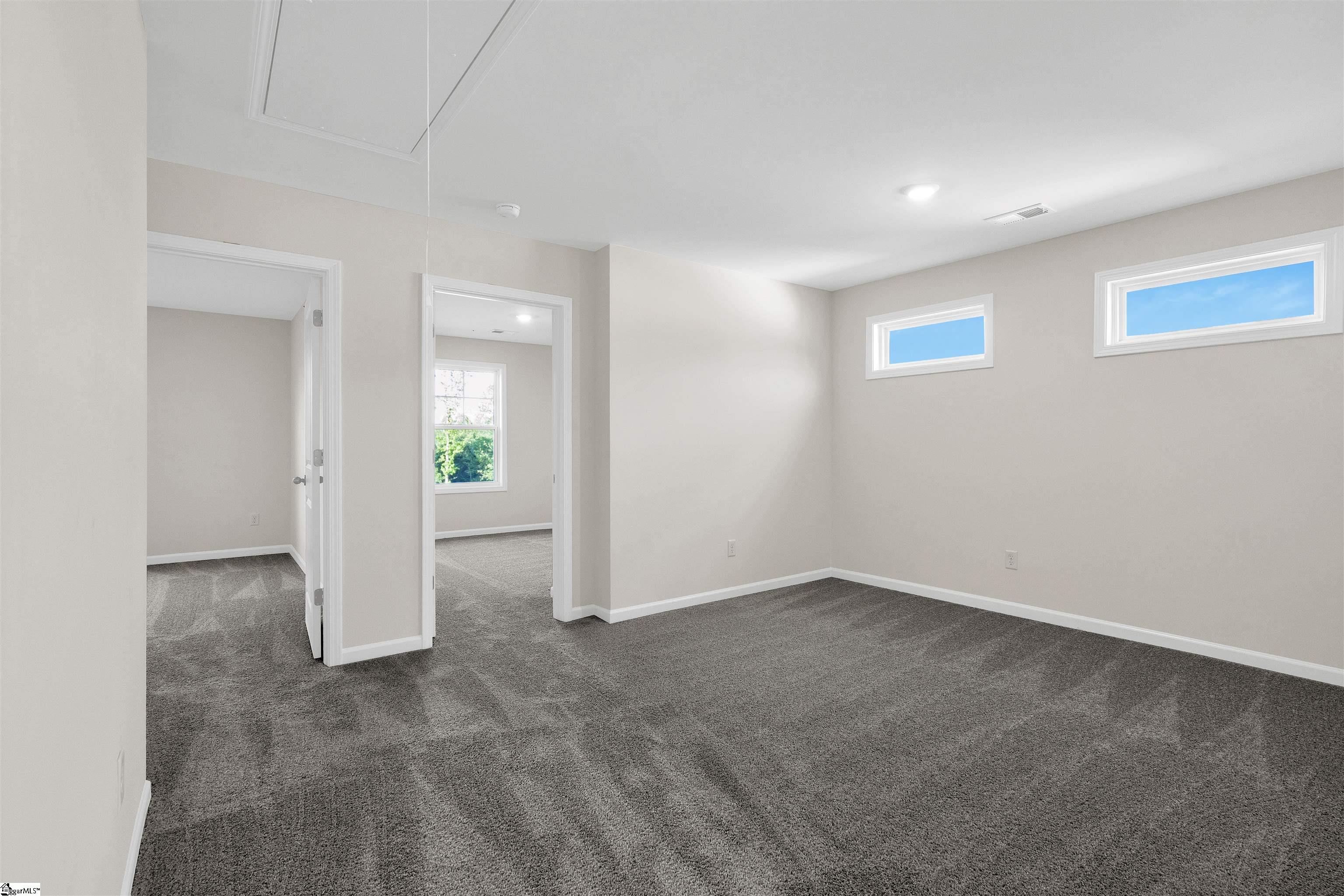 127 Hunter Ridge Drive Boiling Springs, SC 29316 - Photo 27 of 41 Gallery Image 27