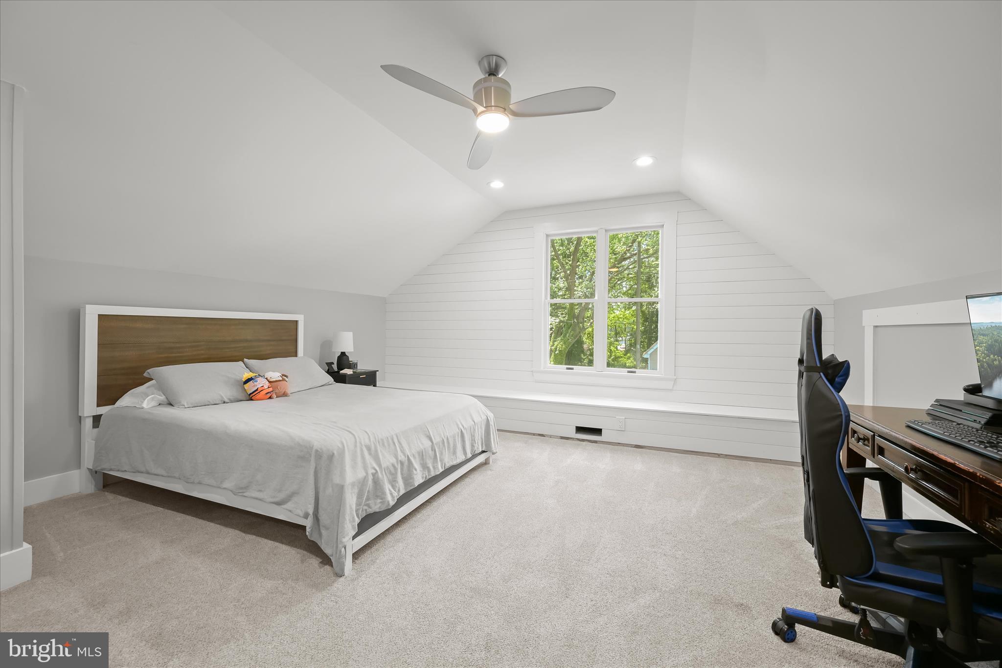 1470 Log Inn Road Annapolis, MD 21409 - Photo 15 of 40 Upper Level Bedroom