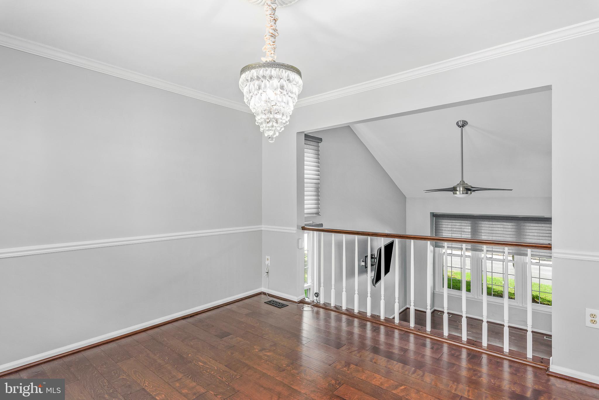 106 Country Road Sterling, VA 20165 - Photo 11 of 47 Gallery Image 11