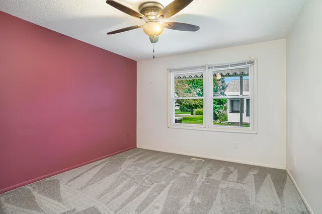 $210,000 | 7425 Boulder Bluff Drive, Unit 112, Jenison, MI 49428