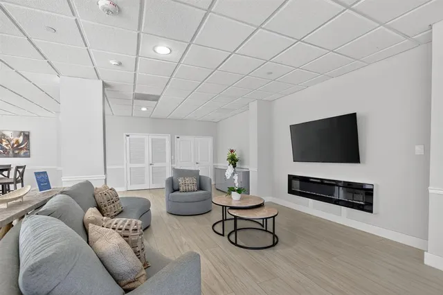 a picture of city view