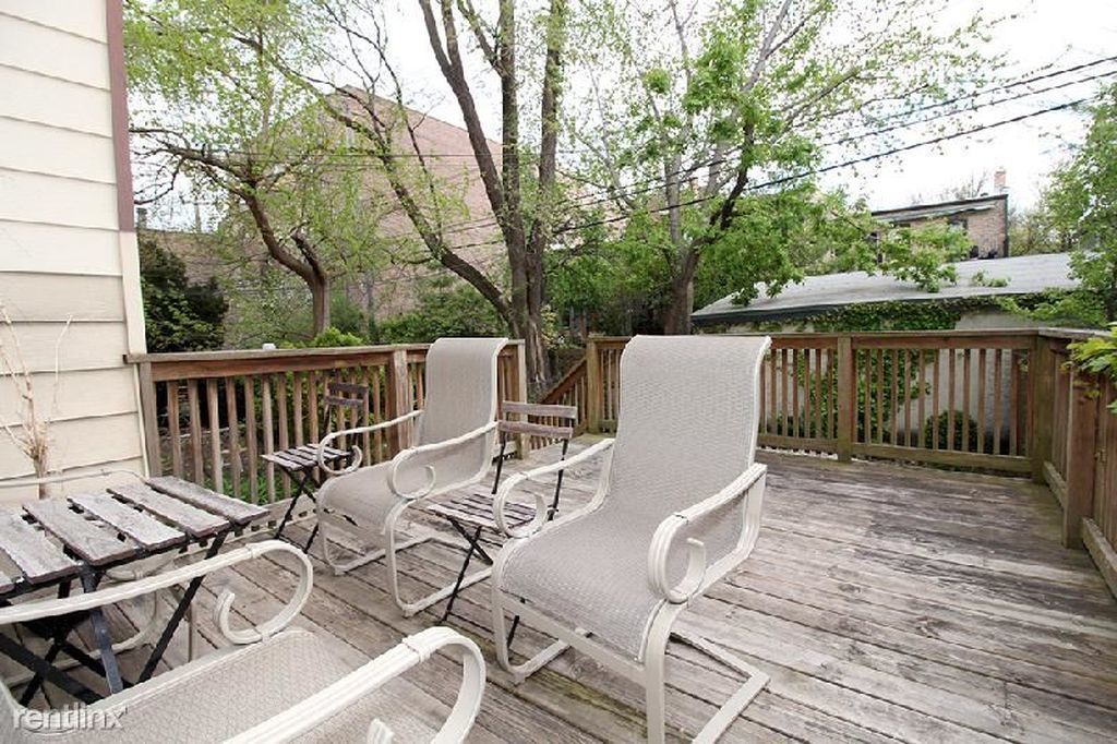 717 West Roscoe Street, Unit 1 Chicago, IL 60657 - Photo 4 of 20