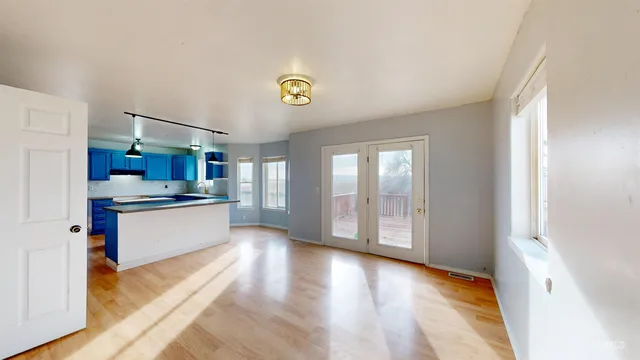 $469,900 | 590 North 1089th Street East, Rupert, ID 83350