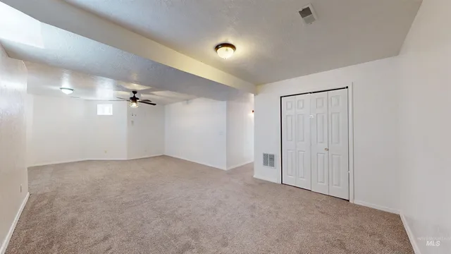 $469,900 | 590 North 1089th Street East, Rupert, ID 83350