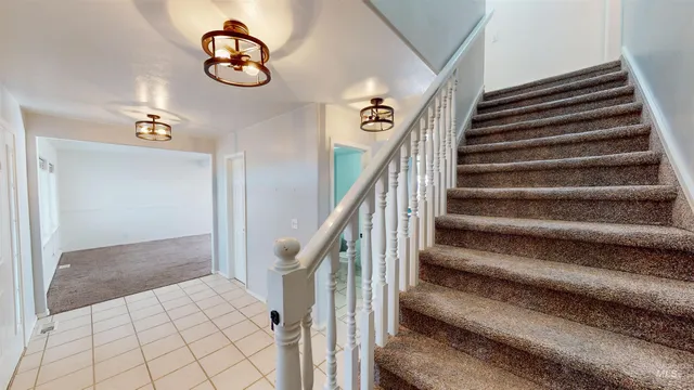 $469,900 | 590 North 1089th Street East, Rupert, ID 83350