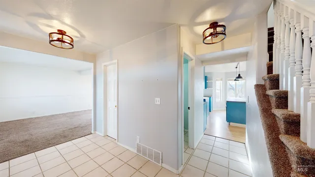 $485,000 | 590 North 1089th Street East, Rupert, ID 83350