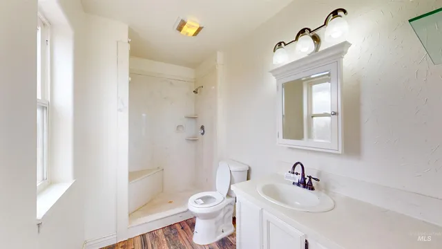 $469,900 | 590 North 1089th Street East, Rupert, ID 83350