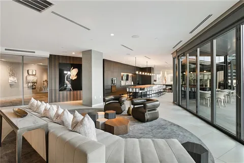 $2,590,000 | 3107 Peachtree Road Northeast, Unit 1001, Atlanta, GA 30305