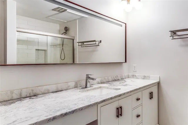 $2,800 | 10403 High Hollows Drive, Unit 102, Dallas, TX 75230