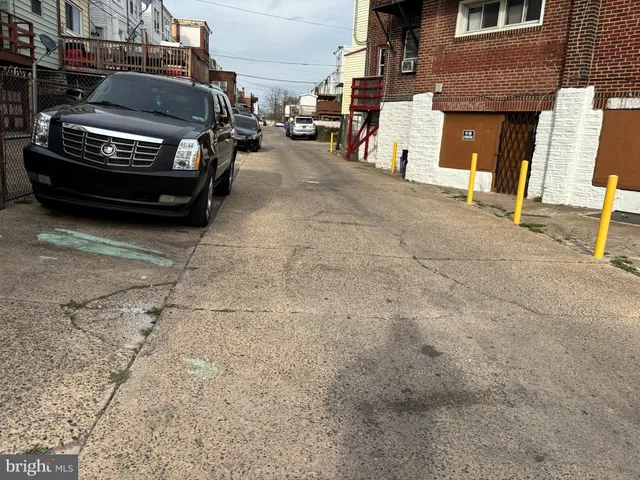 $280,000 | 4003 East Roosevelt Boulevard, Philadelphia, PA 19124