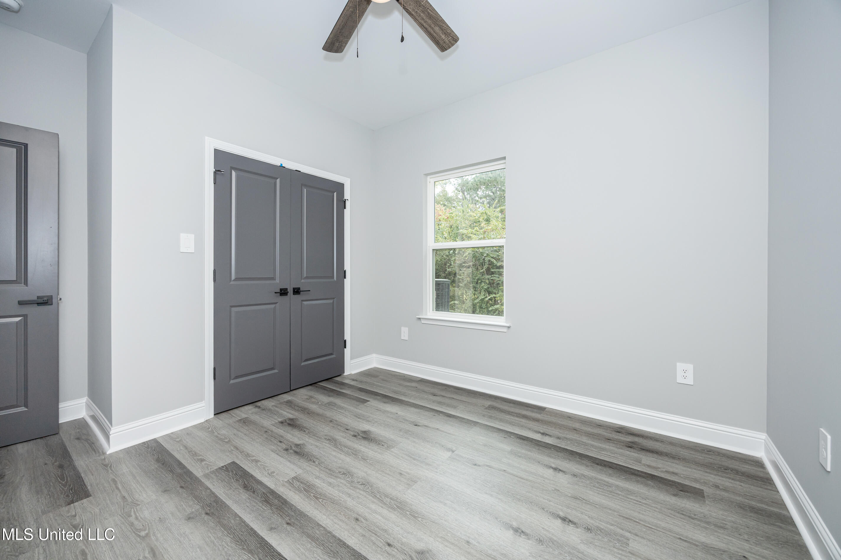 2403 Graveline Road Gautier, MS 39553 - Photo 22 of 33 IMG_5898