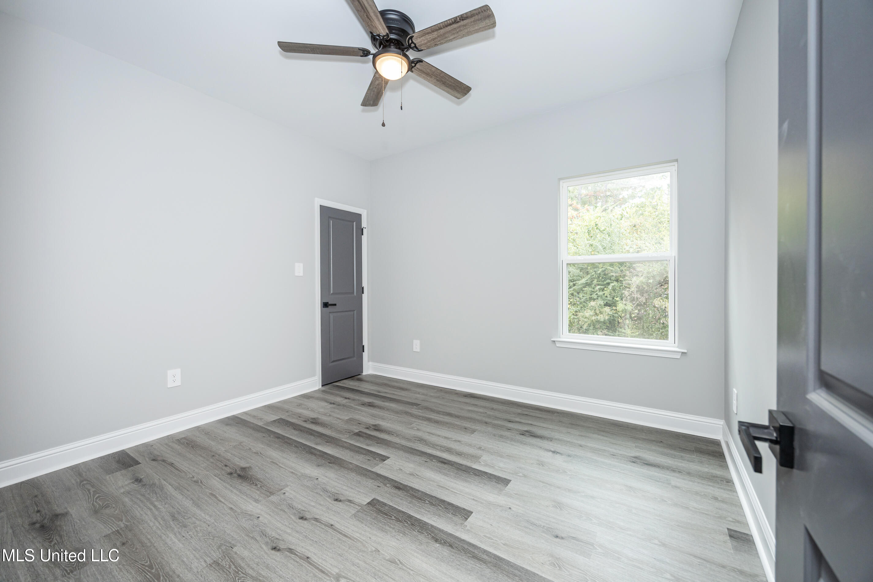 2403 Graveline Road Gautier, MS 39553 - Photo 27 of 33 IMG_5906