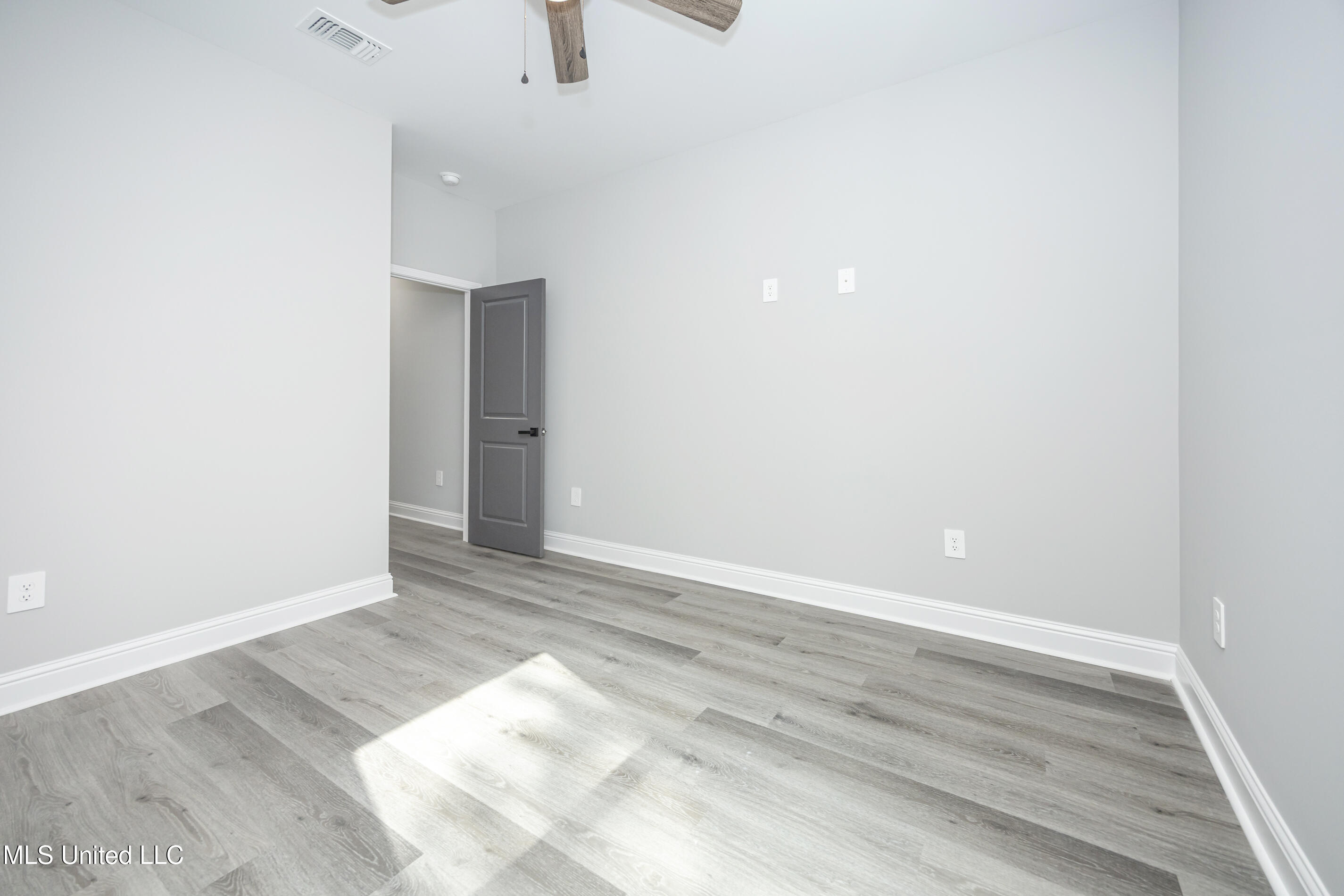 2403 Graveline Road Gautier, MS 39553 - Photo 29 of 33 IMG_5910