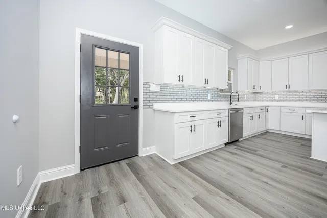 $299,711 | 2403 Graveline Road, Gautier, MS 39553