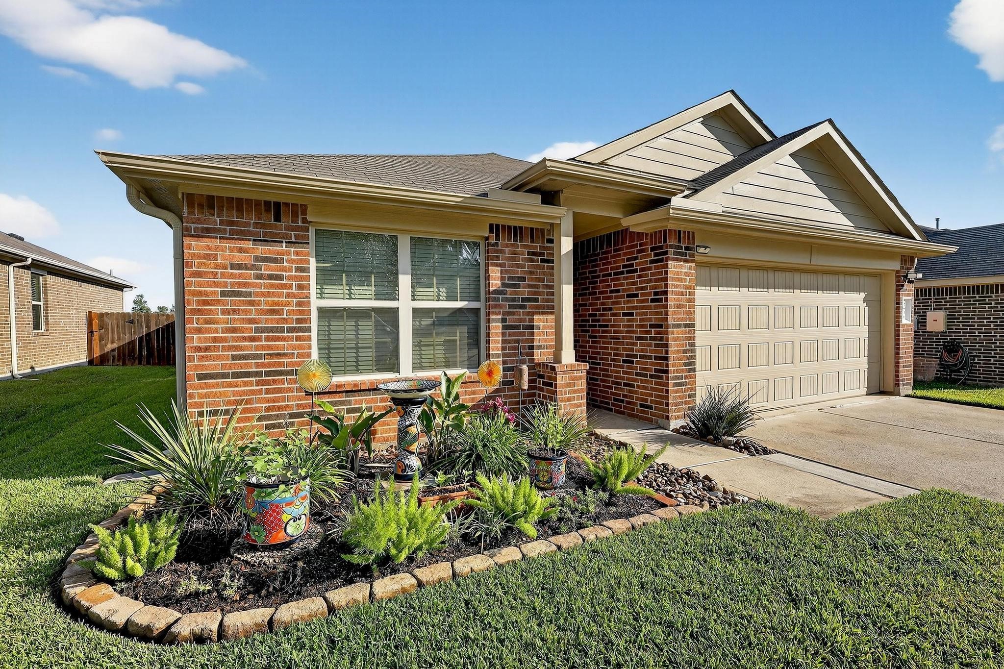 5636 Rainflower Terrace Lane Spring, TX 77389 - Photo 2 of 35