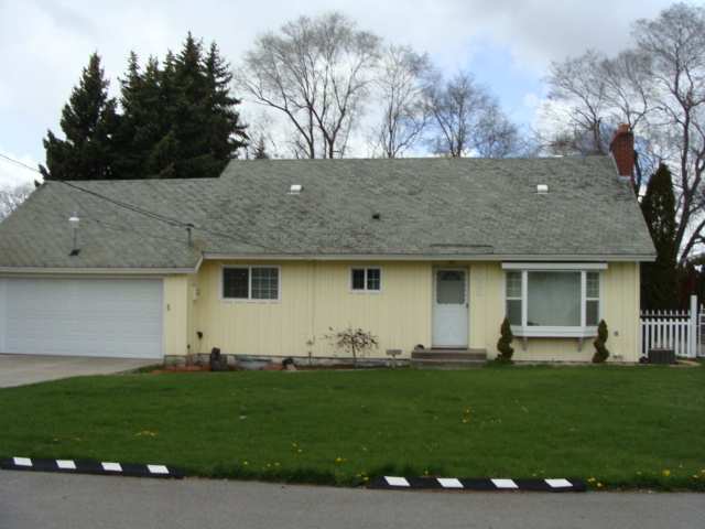 1423 North Locust Road Spokane Valley, WA 99206 - Photo 1 of 9
