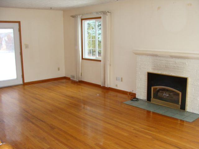 1423 North Locust Road Spokane Valley, WA 99206 - Photo 2 of 9