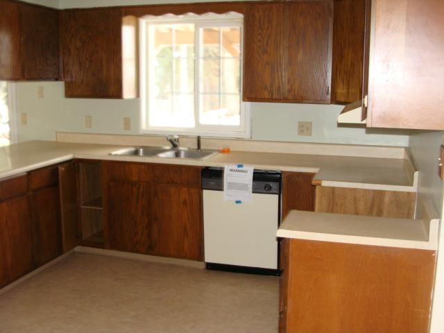1423 North Locust Road Spokane Valley, WA 99206 - Photo 3 of 9