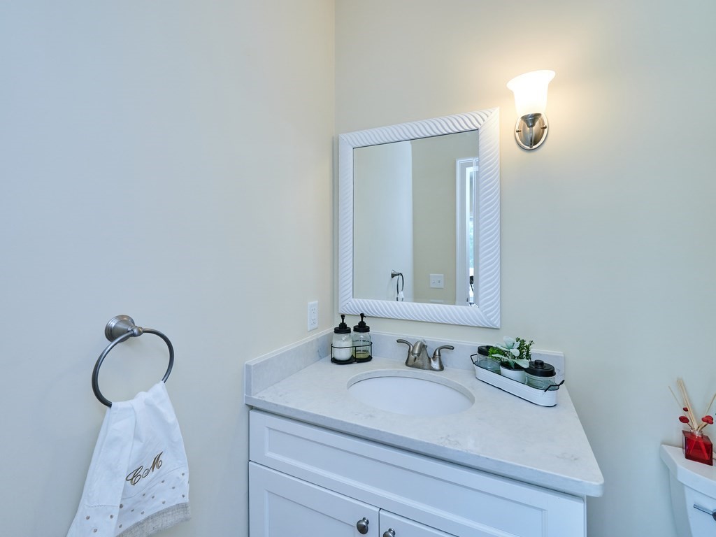 265 Salem Road Dracut, MA 01826 - Photo 23 of 41 Gallery Image 23