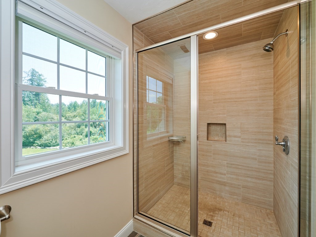 265 Salem Road Dracut, MA 01826 - Photo 32 of 41 Gallery Image 32