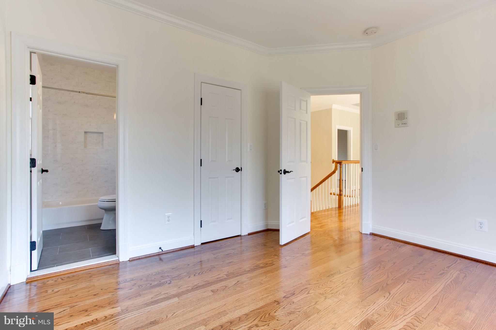 7332 Clifton Road Clifton, VA 20124 - Photo 36 of 76 Gallery Image 36
