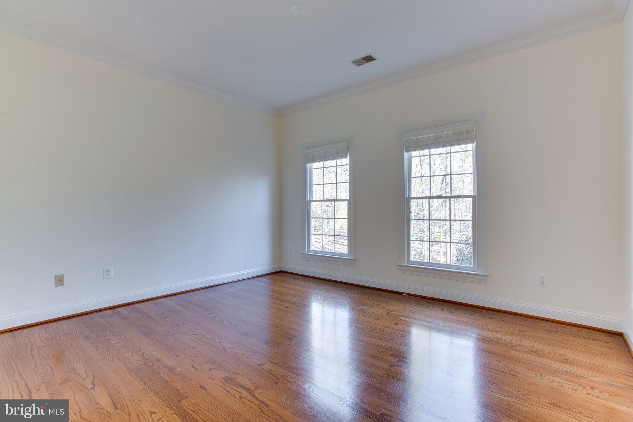 7332 Clifton Road Clifton, VA 20124 - Photo 39 of 76 Gallery Image 39