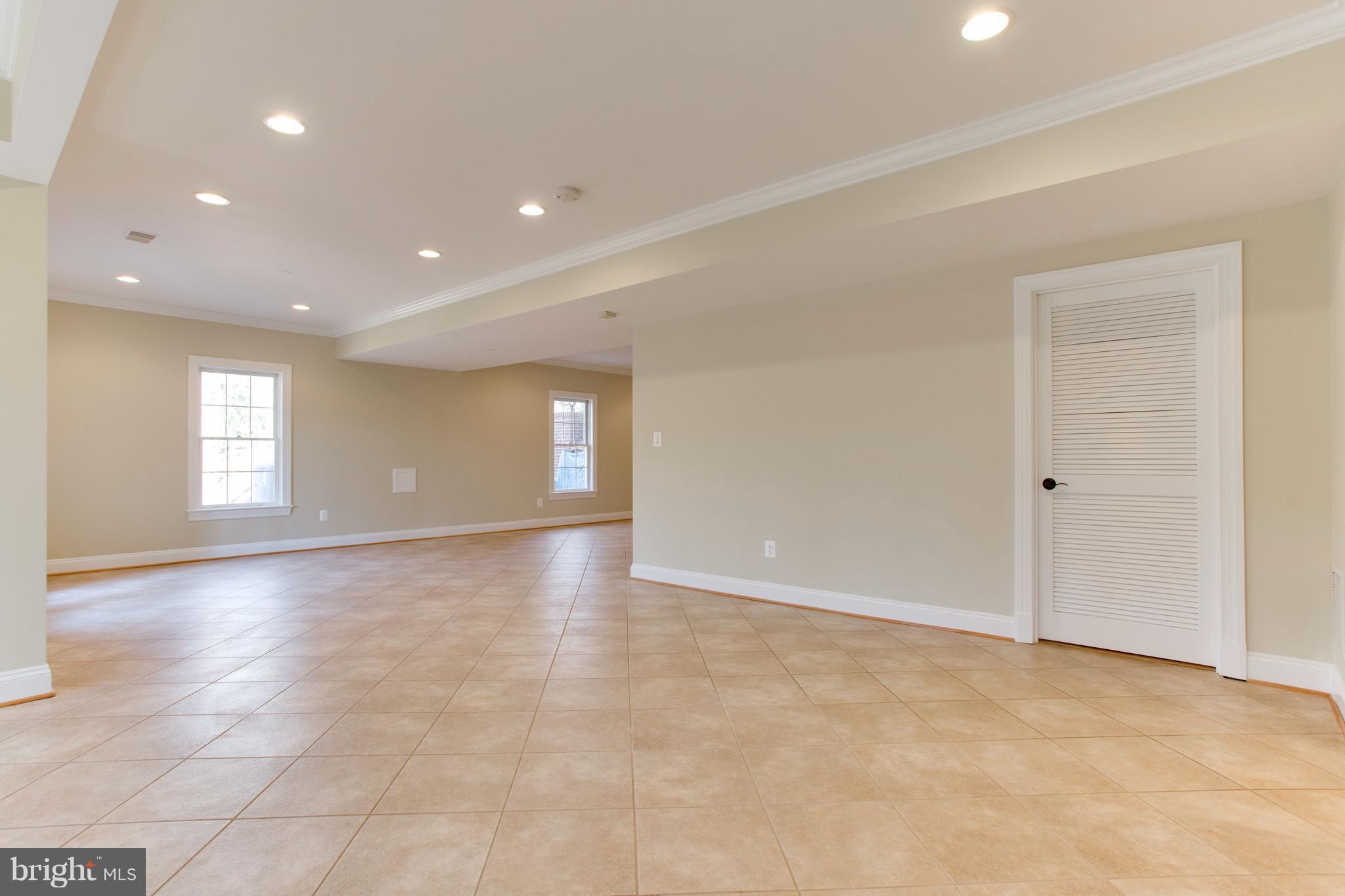 7332 Clifton Road Clifton, VA 20124 - Photo 61 of 76 Gallery Image 61