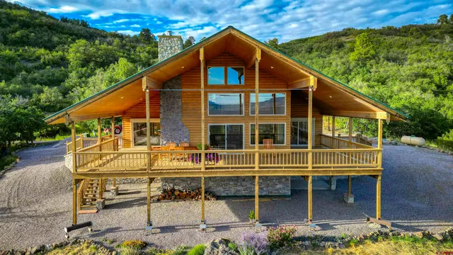 $1,330,000 | 1100 Soaring Eagle Court, Chromo, CO 81128