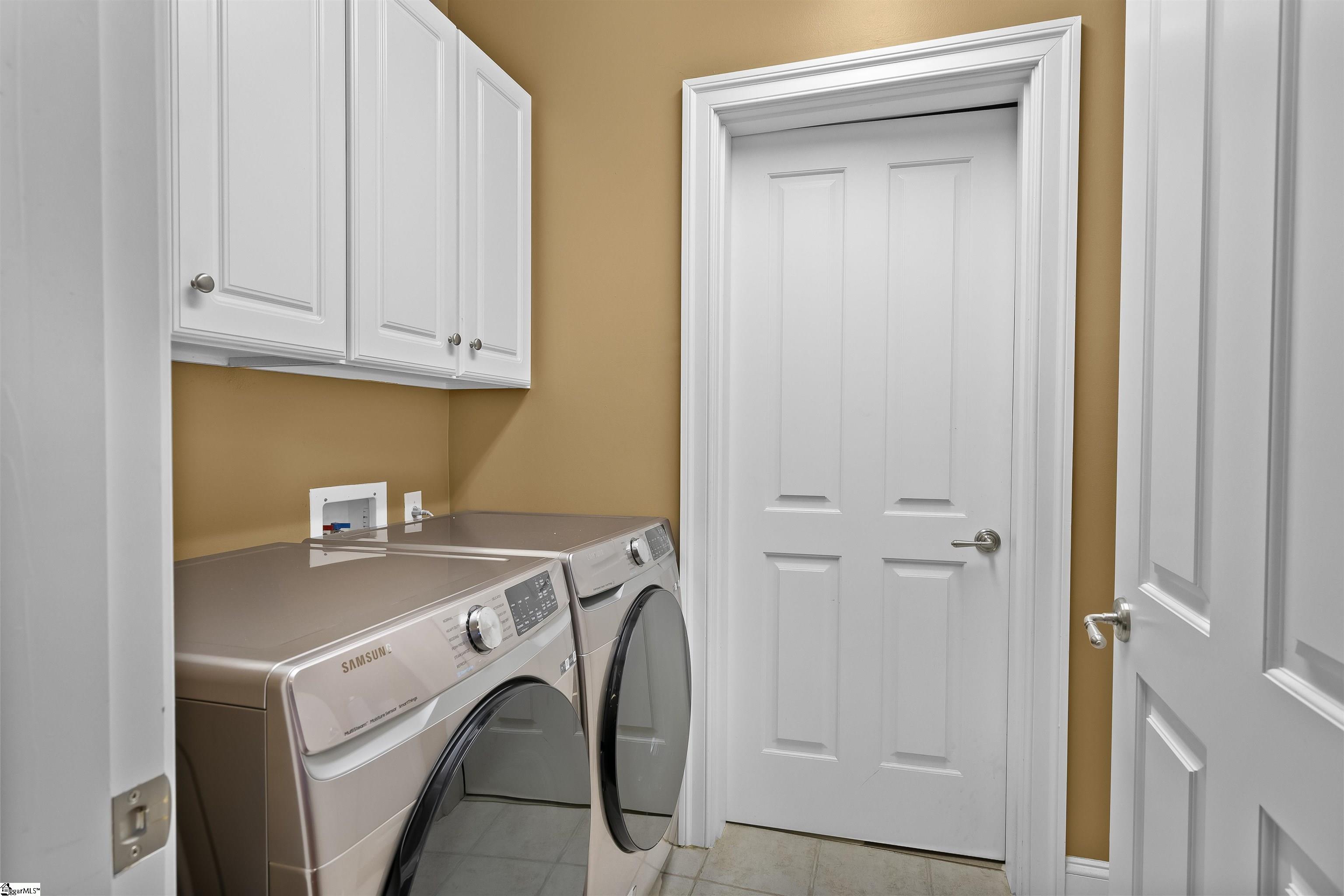 400 North Main Street, Unit 401 Greenville, SC 29601 - Photo 21 of 28 Laundry ROOM