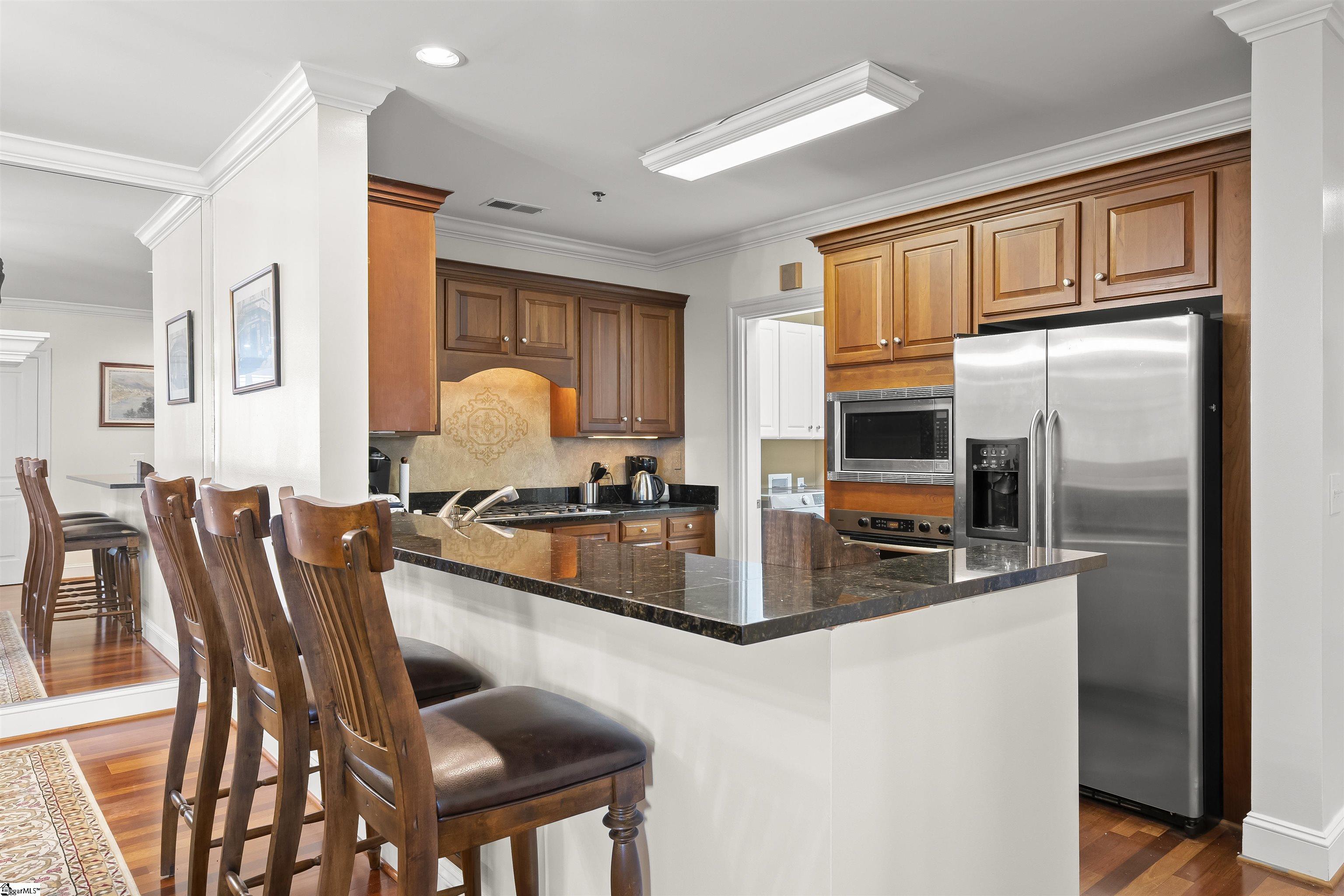 400 North Main Street, Unit 401 Greenville, SC 29601 - Photo 10 of 28