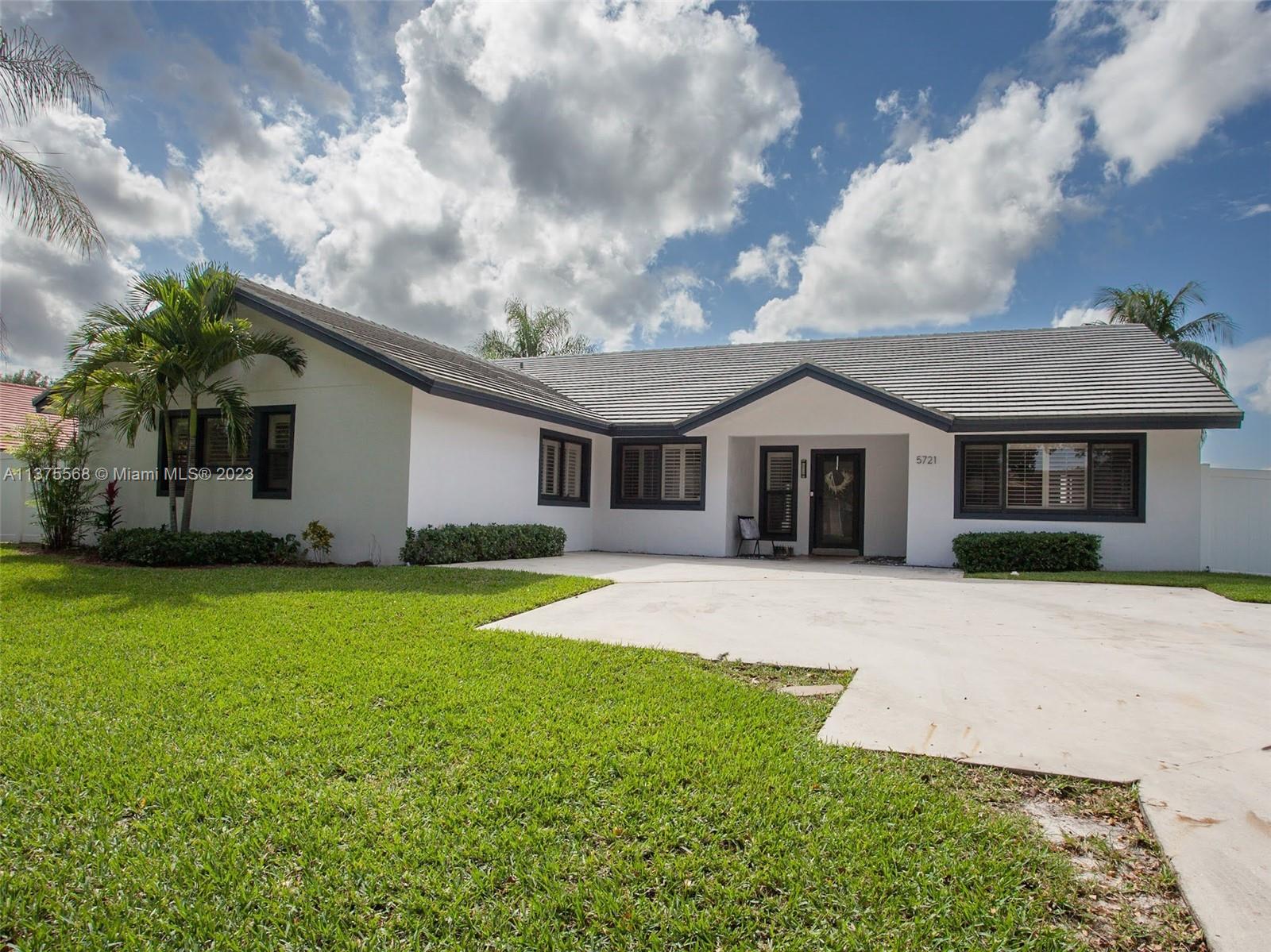 5721 Hawkes Bluff Avenue, Davie, FL 33331 Compass