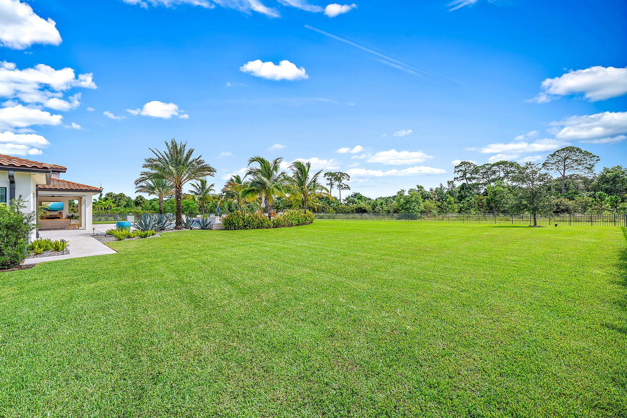8164 Southeast Old Plantation Circle Jupiter, FL 33458 - Photo 11 of 60 1 Acre Lot