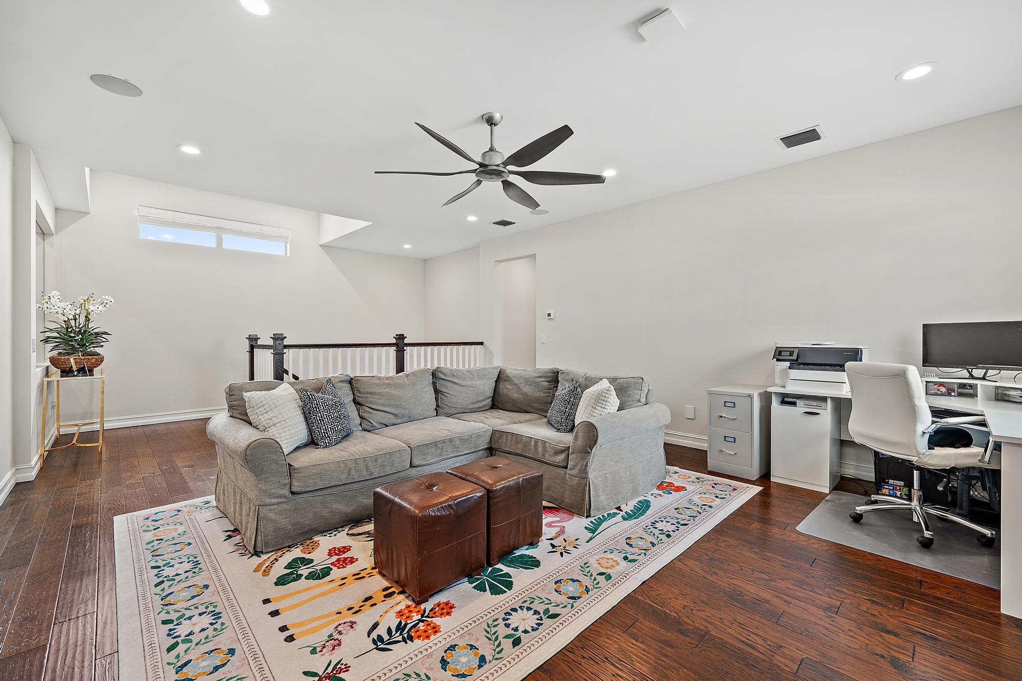 8164 Southeast Old Plantation Circle Jupiter, FL 33458 - Photo 42 of 60 Upstairs Loft area