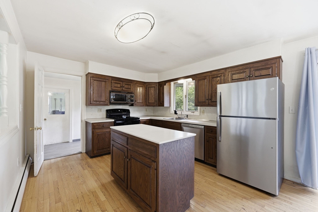 11 James Road Upton, MA 01568 - Photo 10 of 42