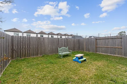 $475,000 | 4862 Brinkman Street, Houston, TX 77018