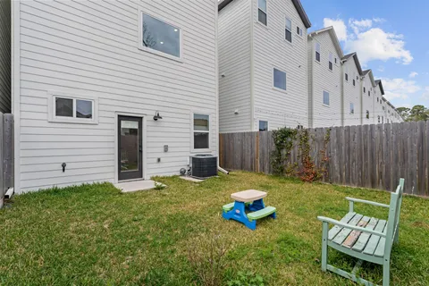 $475,000 | 4862 Brinkman Street, Houston, TX 77018