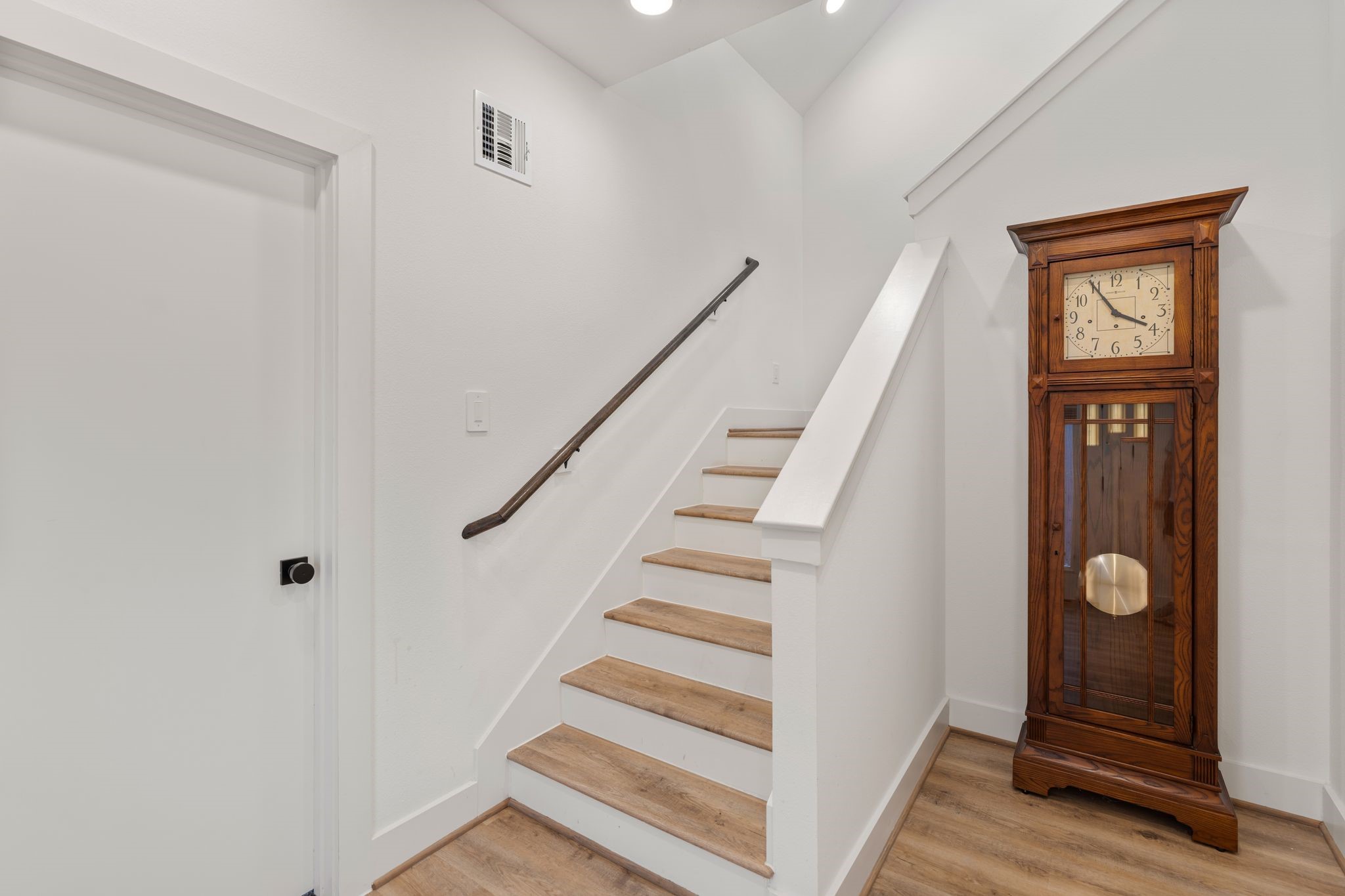 4862 Brinkman Street Houston, TX 77018 - Photo 5 of 33