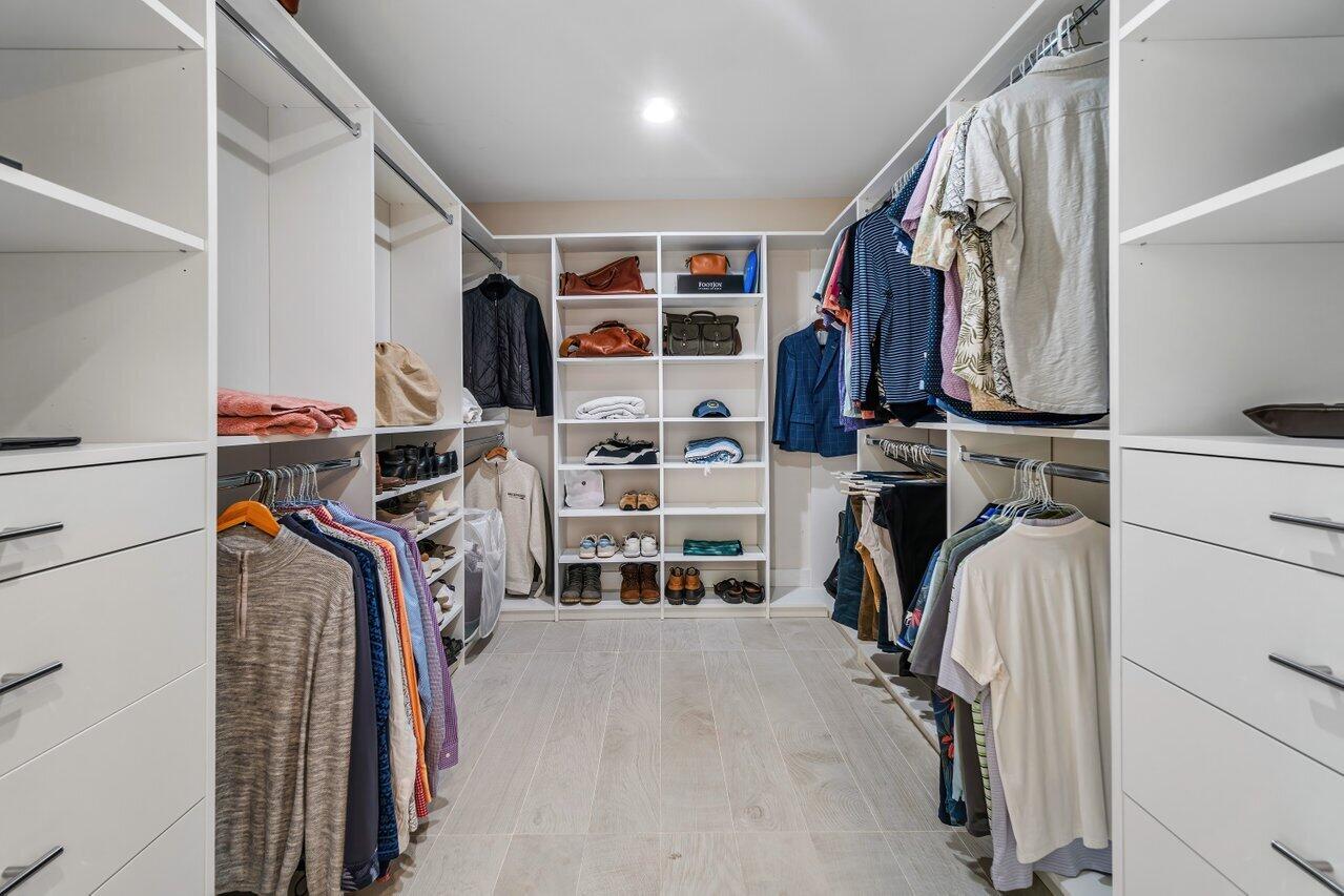 803 Foxpointe Circle Delray Beach, FL 33445 - Photo 15 of 28 803 Foxpointe Circle